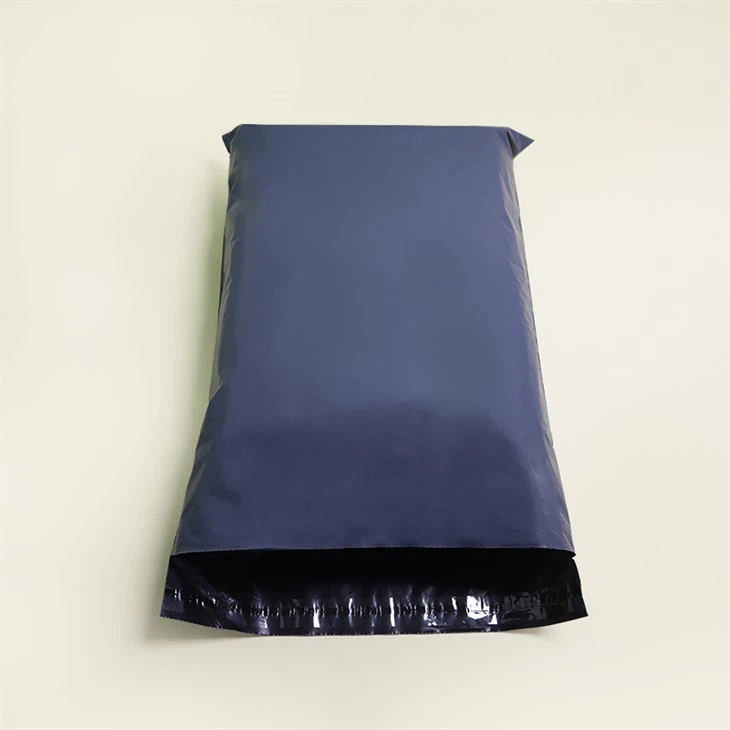large shipping bags