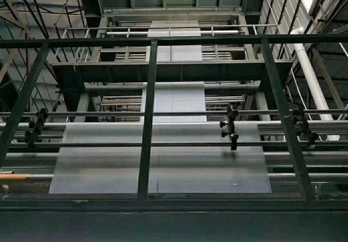 The factory introduces advanced machinery and can produce 3-meter-wide plastic packaging bags The factory introduces advanced machinery and can produce 3-meter-wide plastic packaging bags