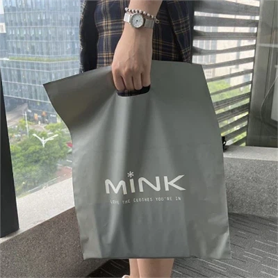 Diseño de bolso con asa impresa con logotipo